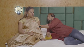 Rosie's Best Friend Can't Refuse Her Plea for Cash to Pay Rent