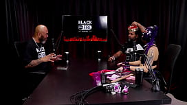 Madame Agatha und Jeff Negão: Eine BDSM-Session, ein Streicheln, ein Kuss und eine Offenbarung