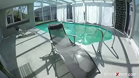 MILF Pool Party: Big Ass in the Water