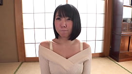 Schöne, große Japanische MILF