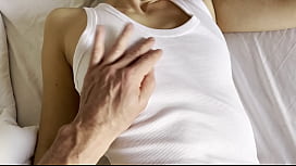 Meine Stiefschwester fickt mich im Morgengrauen