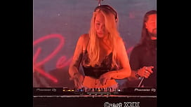 Karlie Kloss: DJ's ...