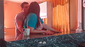 Die Nachbarin, die ihre Frau betrügt