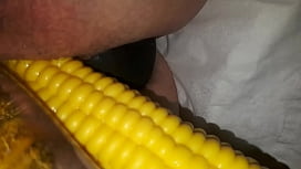 Dreckiger Mundvoll Stöpsel