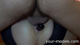 Heiße Dreier-Fick mit der Brünetten