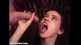 Sperma-Spektakel: Mundfick mit Natursekt