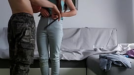 Hongerige Stelletjes: 1 Uur & 36 Min. Ongefilterde, Passionele Fuck-Fest op de Bank