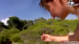 Französische Studentin: Blitzende Naturerotik