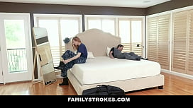 Hot Redhead Stepmom Lauren Phillips Fucks Stepson After Stepdad Naps