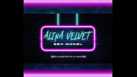 Bored Hot Latina MILF Su...