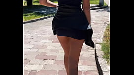 18-Jährige im Freien - Rohes Hundebett und Cowgirl