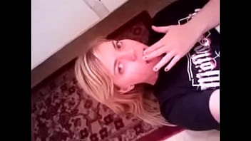 blonde(1)