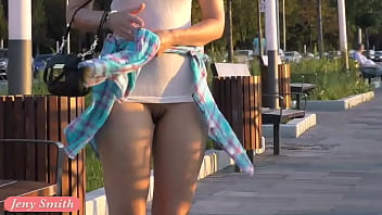 bottomless, flashing, butt, outdoor