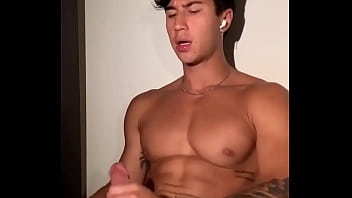Handsome guy wank and cum