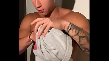 Handsome guy wank and cum