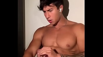 Handsome guy wank and cum