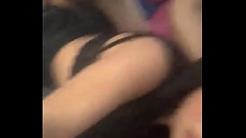 Puta trans hermosa cogiendo primera vez