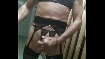 Blondes Fitness Luder fickt beim Sextreffen mit Anal Plug ihren User Blondes Fitness Luder fickt beim Sextreffen mit Anal Plug ihren User