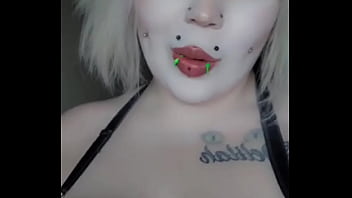 I crave being caressed all the time, I even try everything to keep my skin soft for that moment ?