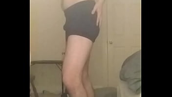 Crossdresser Minet Danse