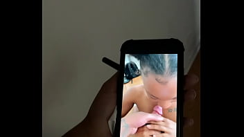 Une Pute Africaine Attrape Une Noix