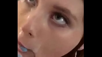 Facial She Keeps Sucking...