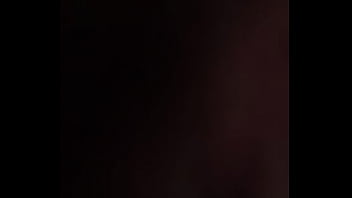 Me masturbei vendo uma novinha peituda
