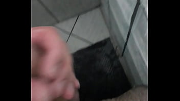 Lavando Meu Pau Gostoso...