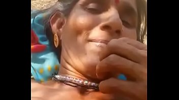 indian, pissing, peeing, aunty