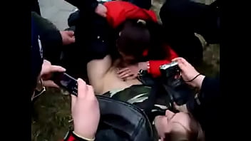 Классный секс школьников порно подростки трахает малолетку порвал целку девочку [360p] ▶