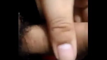 Gordinho safado batendo punheta fimose...