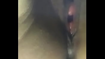 Claudia Se Masturbe Très Bien