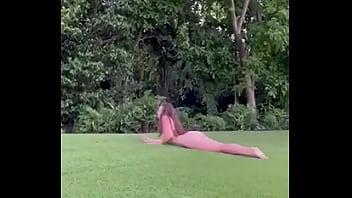 Public Nudity With Sexy Orgasmiccouple...