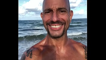 THE HAPPY PORNSTAR MAXXX LOADZ