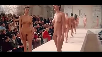 naked runway - XVIDEOS.COM