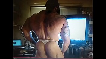 Edgar Guanipa In A Lemuel Perry Film Shower Time 1 Hollywood039 S Award Winning Bodybuilder With A Enormous 18 Inch Dick Venice Beach Film Festival Winner...