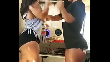 Midget XXX 2025 | WWWXXX