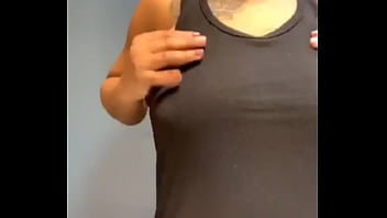 Blonde Gorgeous Babe Masturbates On Periscope 2025