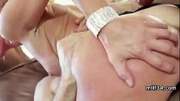 Hot cougar gets a big dick