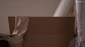 Hello! I'm in the next room ... Hello! I'm in the next room ...