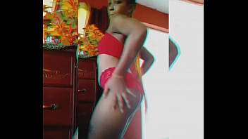 Black girl show of nice sexy body online