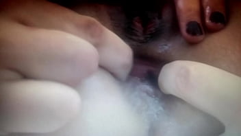 Facebook-Flittchen hart gefickt!