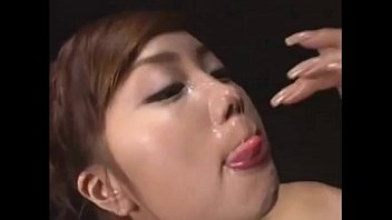 Cum on asian girls  - XVIDEOS.COM