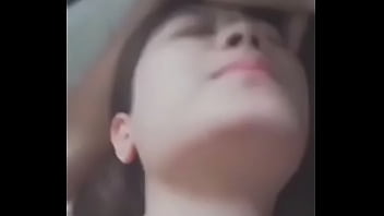 นักศึกษาทวิตเตอร์ แอบเอากับเพื่อนที่ออฟฟิศ นมใหญ่ผิวขาว เย็ดโคตรมัน แอปถ่ายนักศึกษา