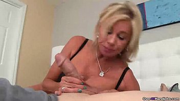 ov40-Naughty milf POV blowjob - XVIDEOS.COM