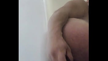 Solo Gay Sous La Douche