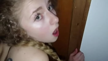 Guy fucks his girlfriend039 s wet girl...