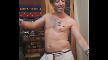 Hot ass cam show to help you cum