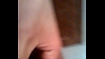 Masturbandome en el ba&ntilde_o