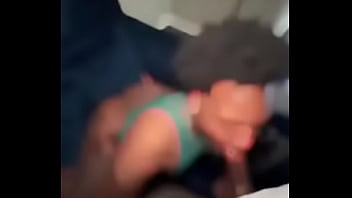 Avant De Sortir Dimanche, Il M'a Laissé Prendre Un Peu De Cette Bite